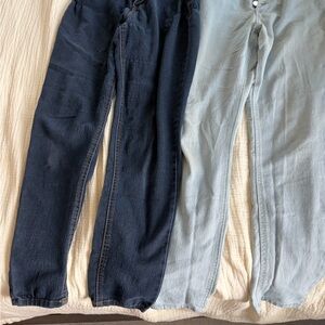 No Boundaries size 7 Women's Skinny Jeans - Dark Blue & Light Blue